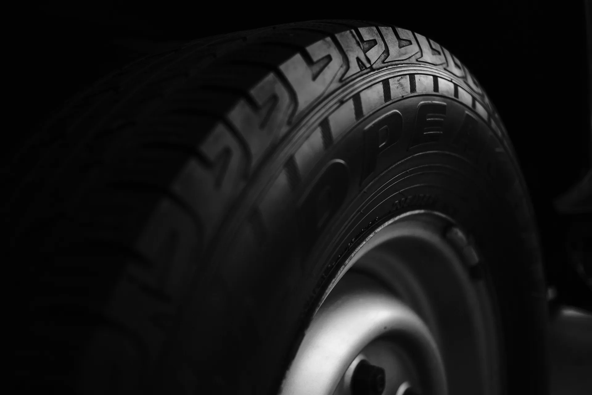 Equilibrage pneus voiture